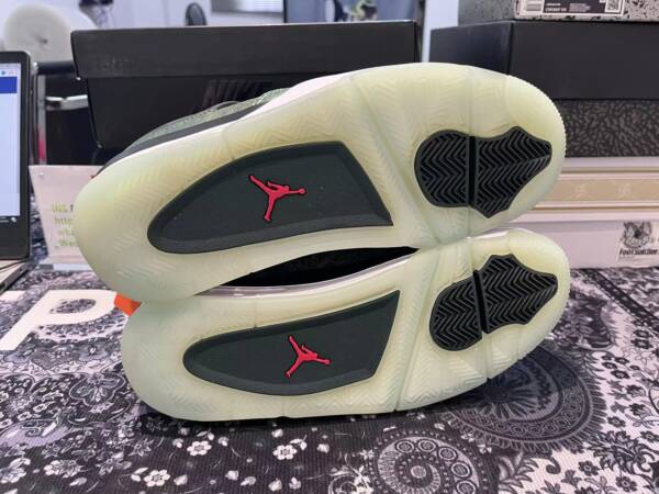 Air Jordan 4 Green Laser - Imagem 2