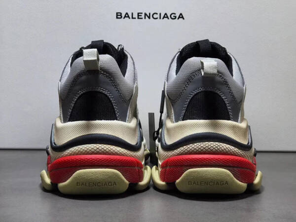 Balenciaga Triple S Silver Black 2019 - Imagem 5