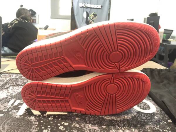 Nike Air Jordan 1 High - Imagem 2