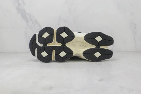 New Balance 9060 Black White - Imagem 5