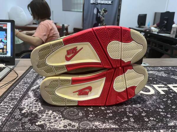 Nike Air Jordan 4 fire red - Imagem 5