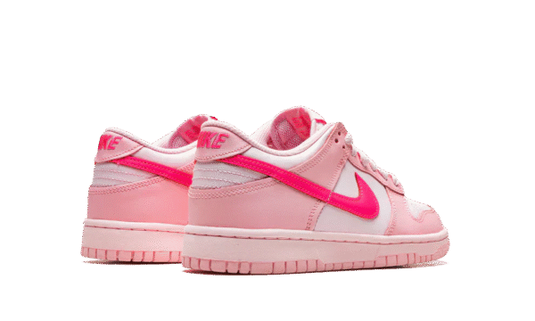 Nike Dunk Low Triple Pink (Barbie) - Imagem 3