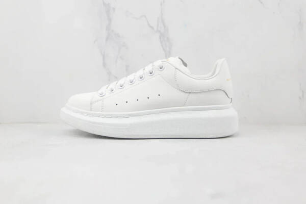 Alexander McQueen Oversized White - Imagem 2