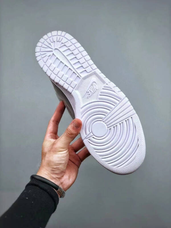 CLOT x Nike Dunk HighFlux - Imagem 5