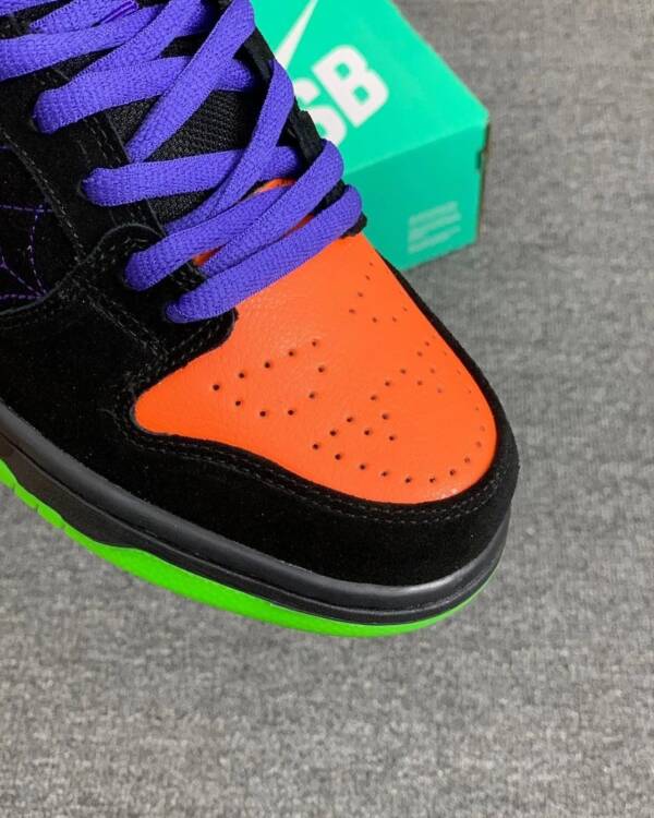 Nike SB Dunk Low Pro "Night of Mischief" - Imagem 2
