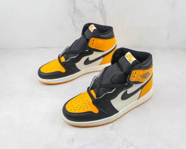Jordan 1 Retro High Taxi Yellow Toe - Imagem 4