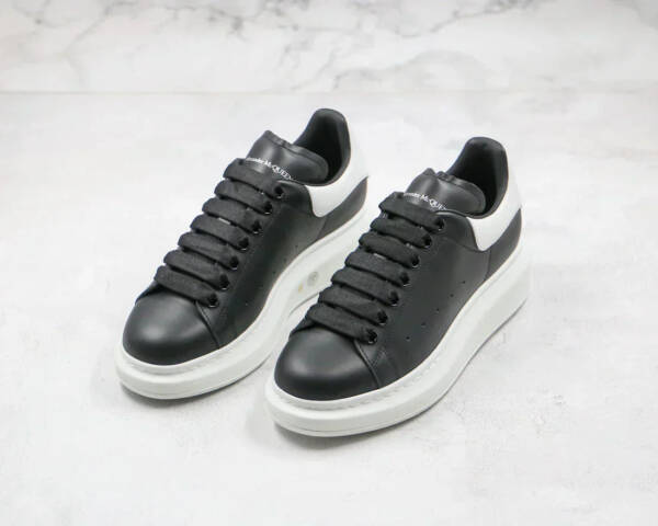 Alexander Mcqueen Oversized Black White - Imagem 6