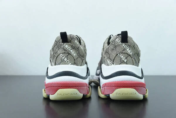 Gucci X Balenciaga The Hacker Project Triple S Beige - Imagem 4