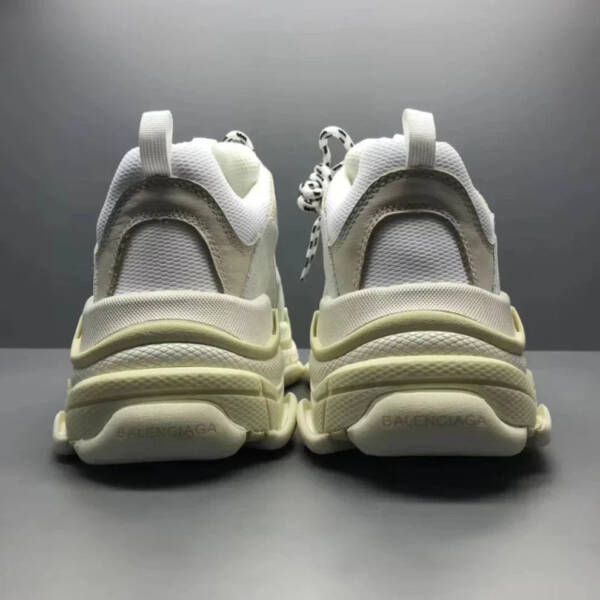 Balenciaga Triple S White - Imagem 5