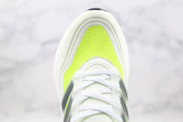 Adidas Ultraboost 21 Solar Yellow White - Imagem 4