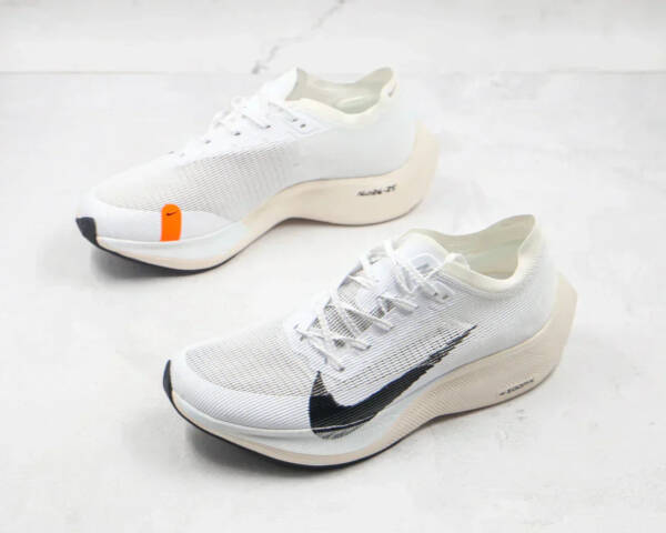 Nike ZoomX Vaporfly Next% 2 White Black - Imagem 6