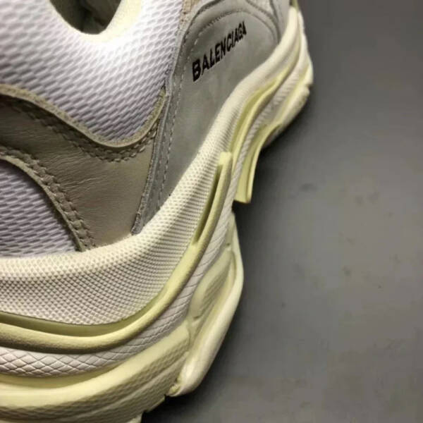 Balenciaga Triple S White - Imagem 6