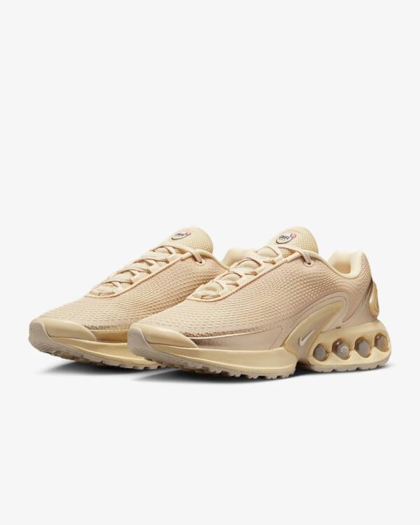 Nike Air Max Dn Premium Team Gold/Fossil - Imagem 4