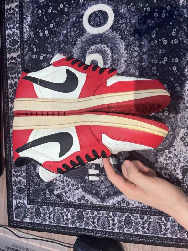 Nike Air Jordan 1 Retro Low "Chicago" - Imagem 2