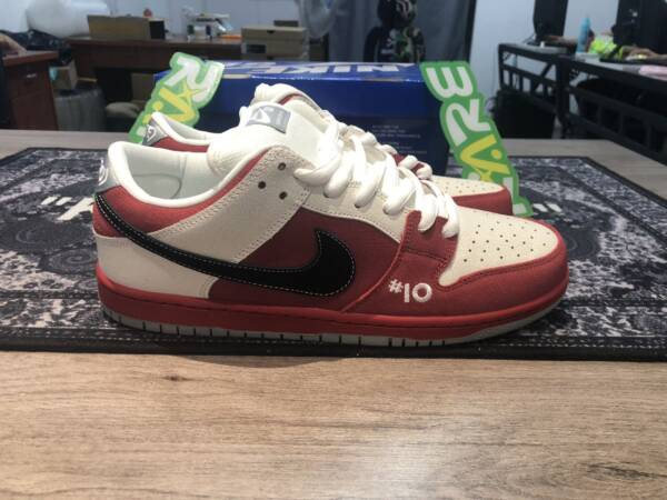 Nike Dunk SB "Roller Derby" - Imagem 9