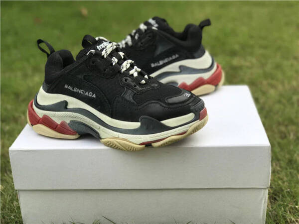 Balenciaga Triple S Black White Red - Imagem 2