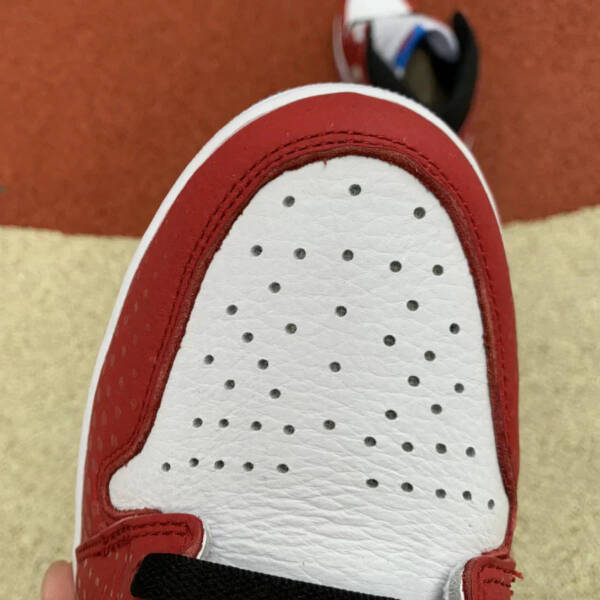 Jordan 1 Retro High Spider Man Origin Story - Imagem 5