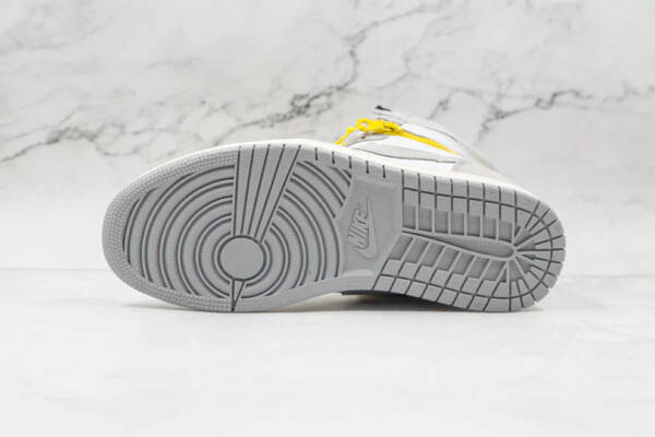 Jordan 1 High Switch Light Smoke Grey - Imagem 7